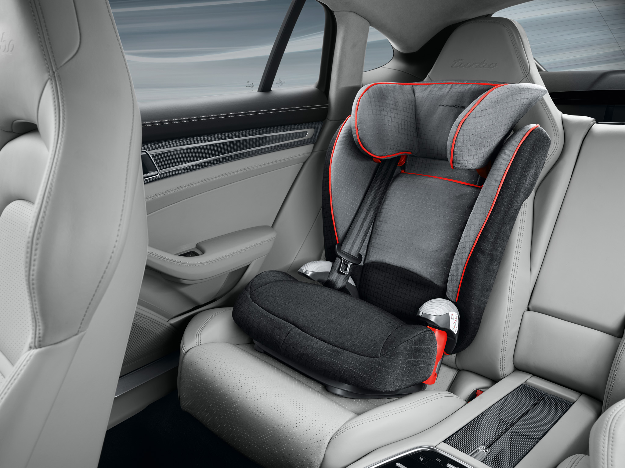 Детское автокресло Porsche Junior Plus Seat ISOFIT, g2+g3