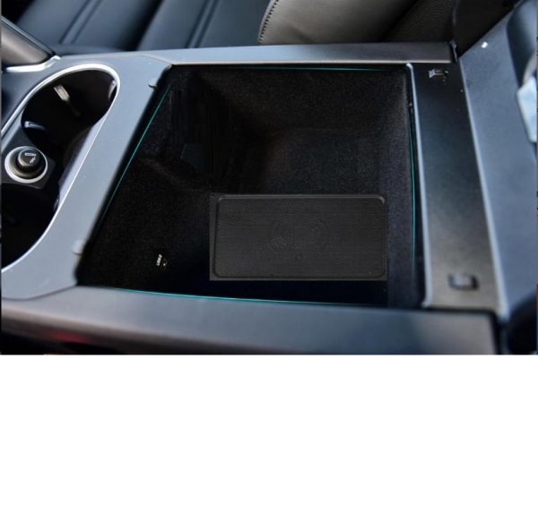 Зарядка безпроводная Кайен подлокотник